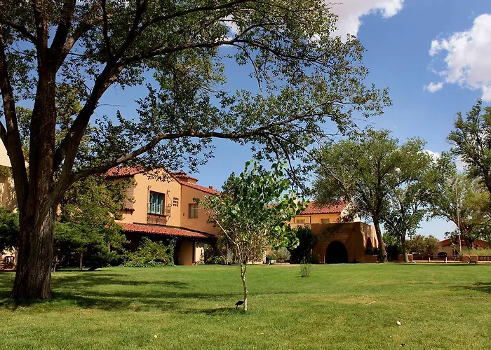 La And Gardens Hotel 4*